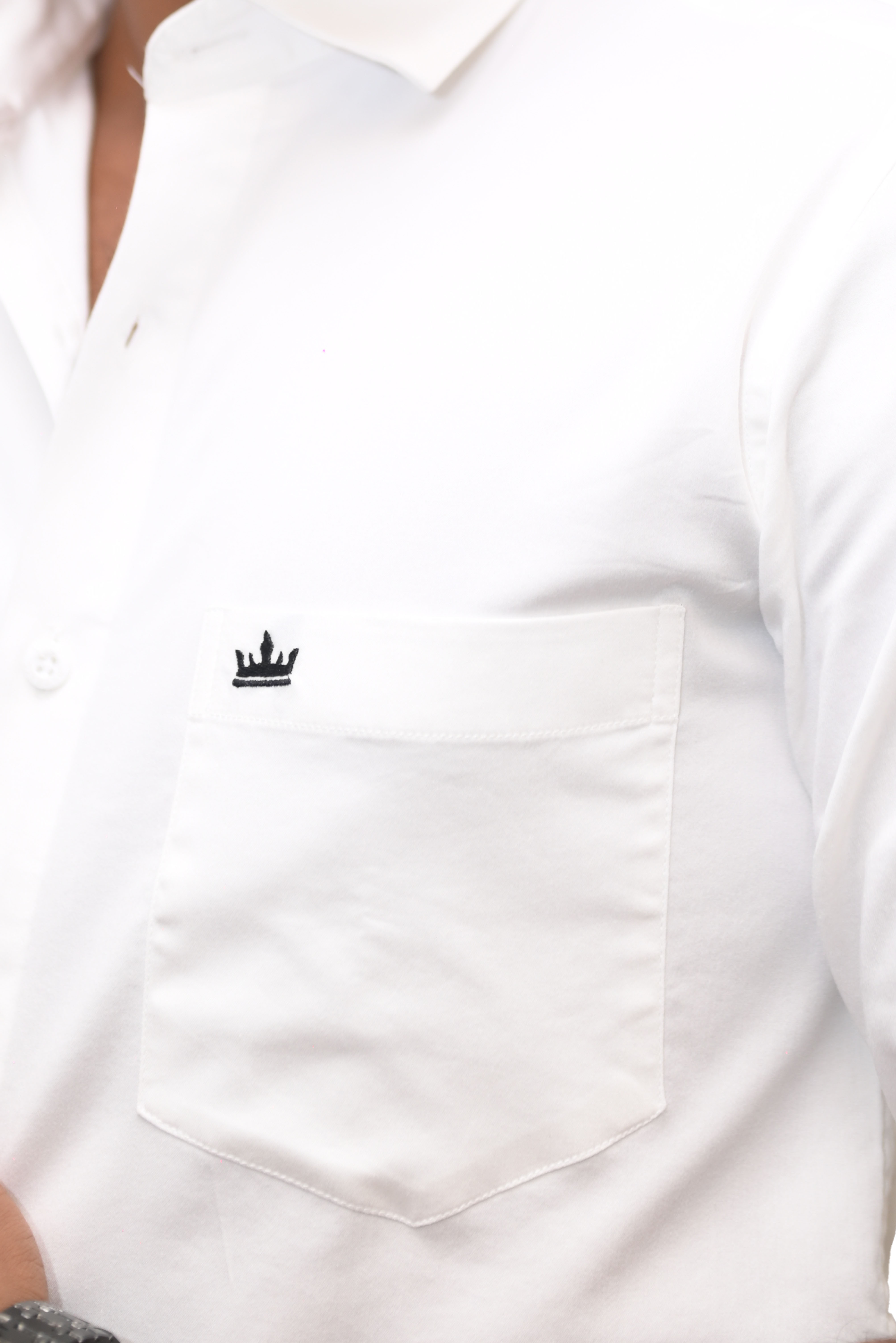 Men’s White Colour Cotton-Satin Lycra Shirt – Slim Fit, 2-Way Stretch, Smart & Club Wear