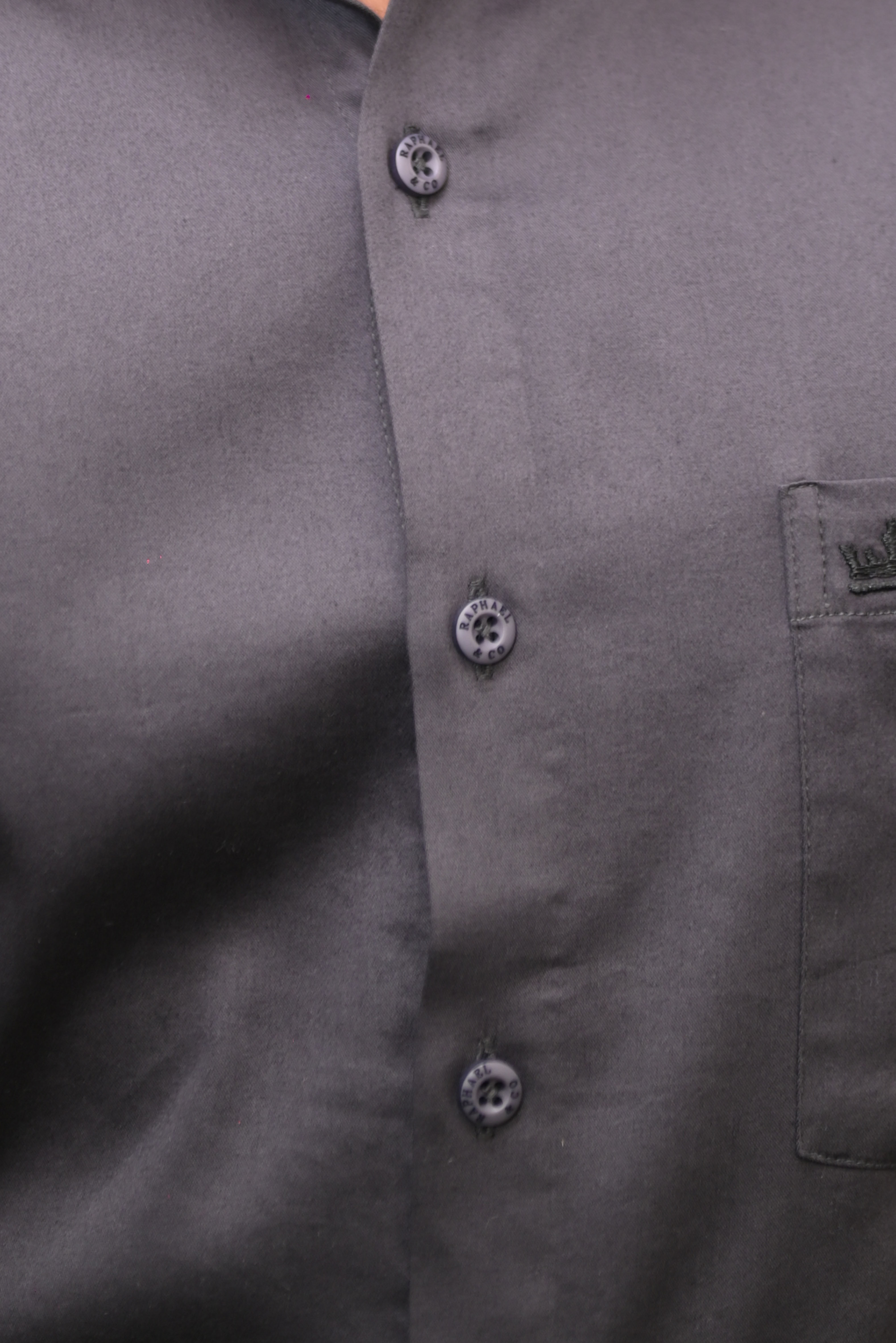 Men’s Dark Grey Colour Cotton-Satin Lycra Shirt – Slim Fit, 2-Way Stretch, Smart & Club Wear